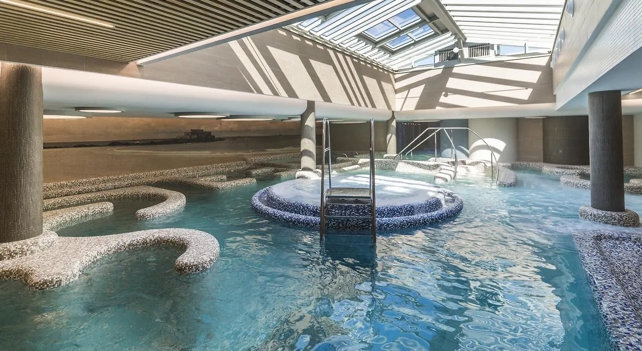 סן מלו Grand Hotel Des Thermes